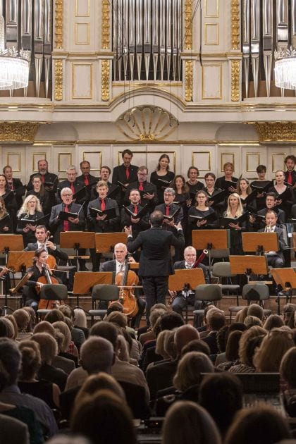 Riccardo Minasi Dirigent Mozarteumorchester Salzburg