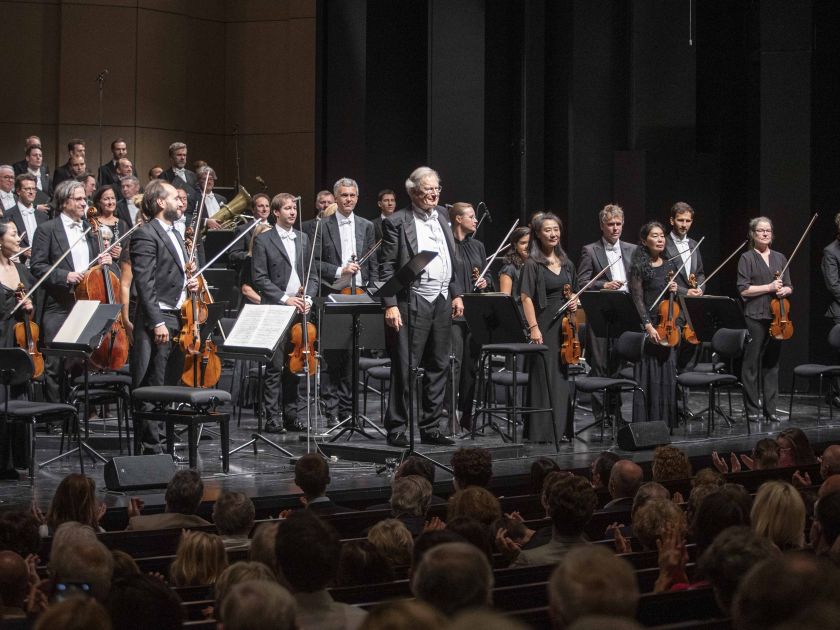 John Eliot Gardiner Dirigent Jens Harzer Sprecher Monteverdi Choir Camerata Salzburg